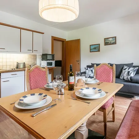 Zellner 1 Und 2 Und 3 Apartment