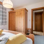 Zellner 1 Und 2 Und 3 شقة *